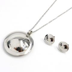 Stainless steel jewelry set  Necklace and earrings