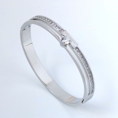 Stainless steel jewelry bracelet for women