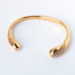 Stainless steel jewelry bracelet for women
