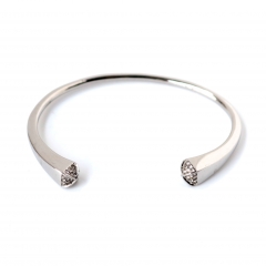 Stainless steel jewelry bracelet for women