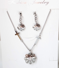 Stainless steel jewelry Necklace Earrings  set Wholesale