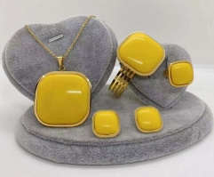 Stainless steel jewelry Necklace Earrings Ring bracelet set Wholesale