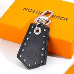 Stainless steel jewelry LV keychain