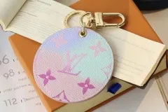 Stainless steel jewelry LV keychain