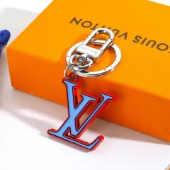 Stainless steel jewelry LV keychain