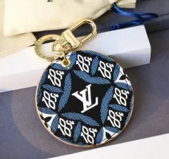 Stainless steel jewelry LV keychain