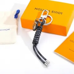 Stainless steel jewelry LV keychain