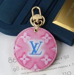 Stainless steel jewelry LV keychain