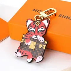 Stainless steel jewelry LV keychain