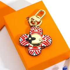 Stainless steel jewelry LV keychain