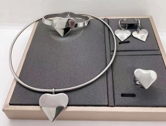 Stainless steel jewelry necklace earring Bracelet ring set Wholesale