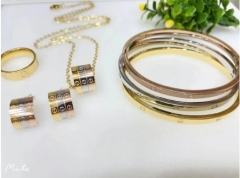 Stainless steel jewelry necklace earring Bracelet ring set Wholesale