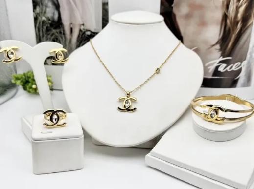 Stainless steel jewelry necklace earring Bracelet ring Wholesale