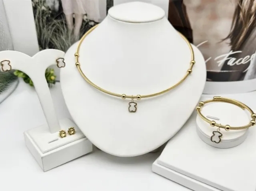 Stainless steel jewelry necklace earring Bracelet ring Wholesale