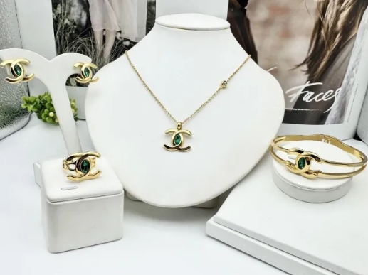 Stainless steel jewelry necklace earring Bracelet ring Wholesale