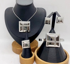 Stainless steel jewelry necklace earring Bracelet ring Wholesale